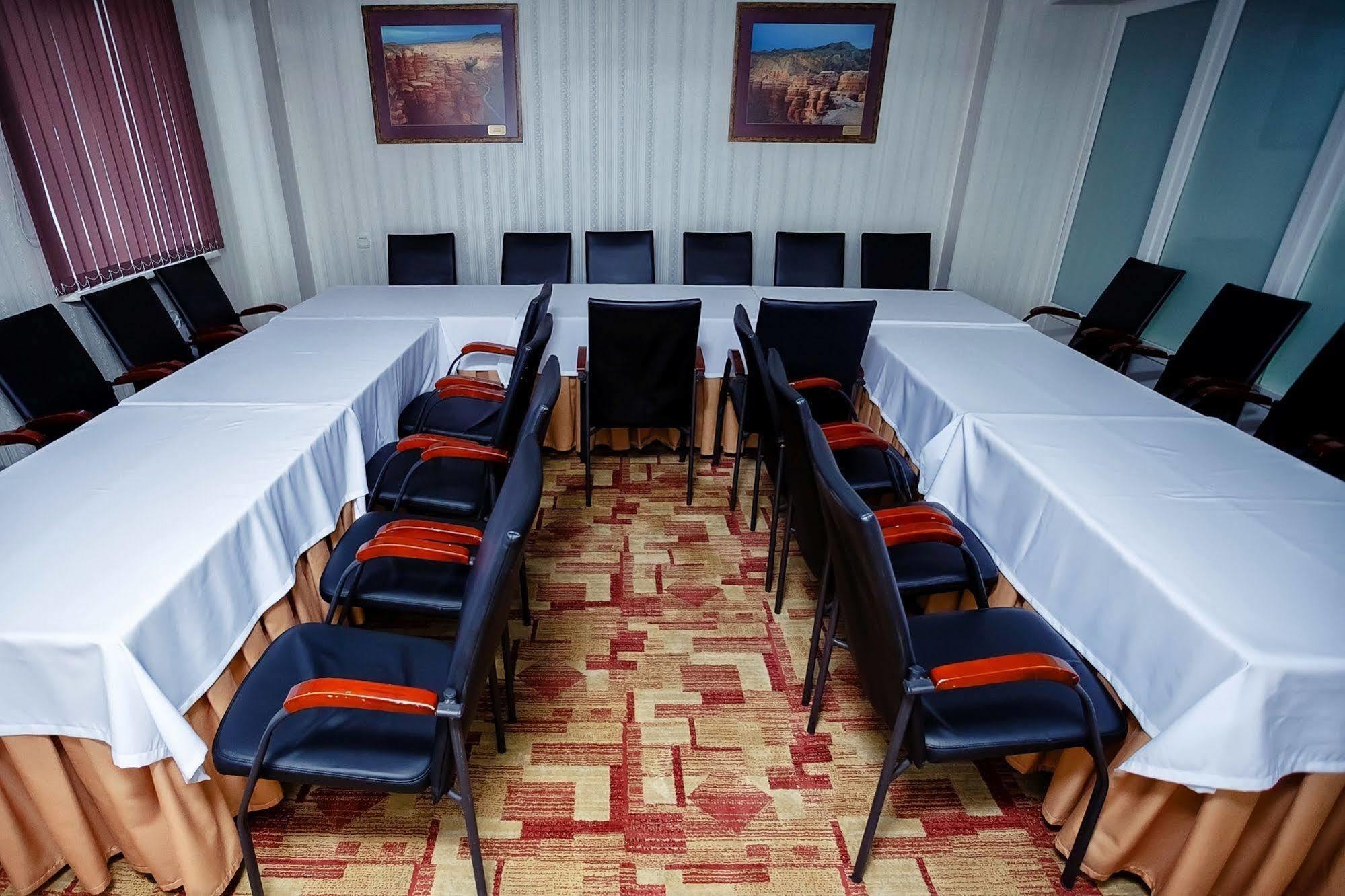 City Hotel Tien Shan Koktobe المظهر الخارجي الصورة